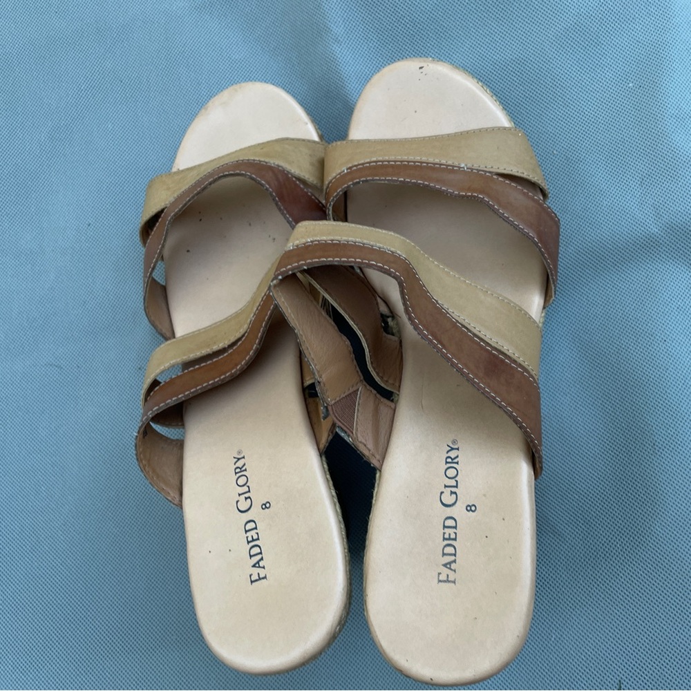 Women's Faded Glory Open Toe  Brown & Tan Straps With Cork Like Heel Sandals
